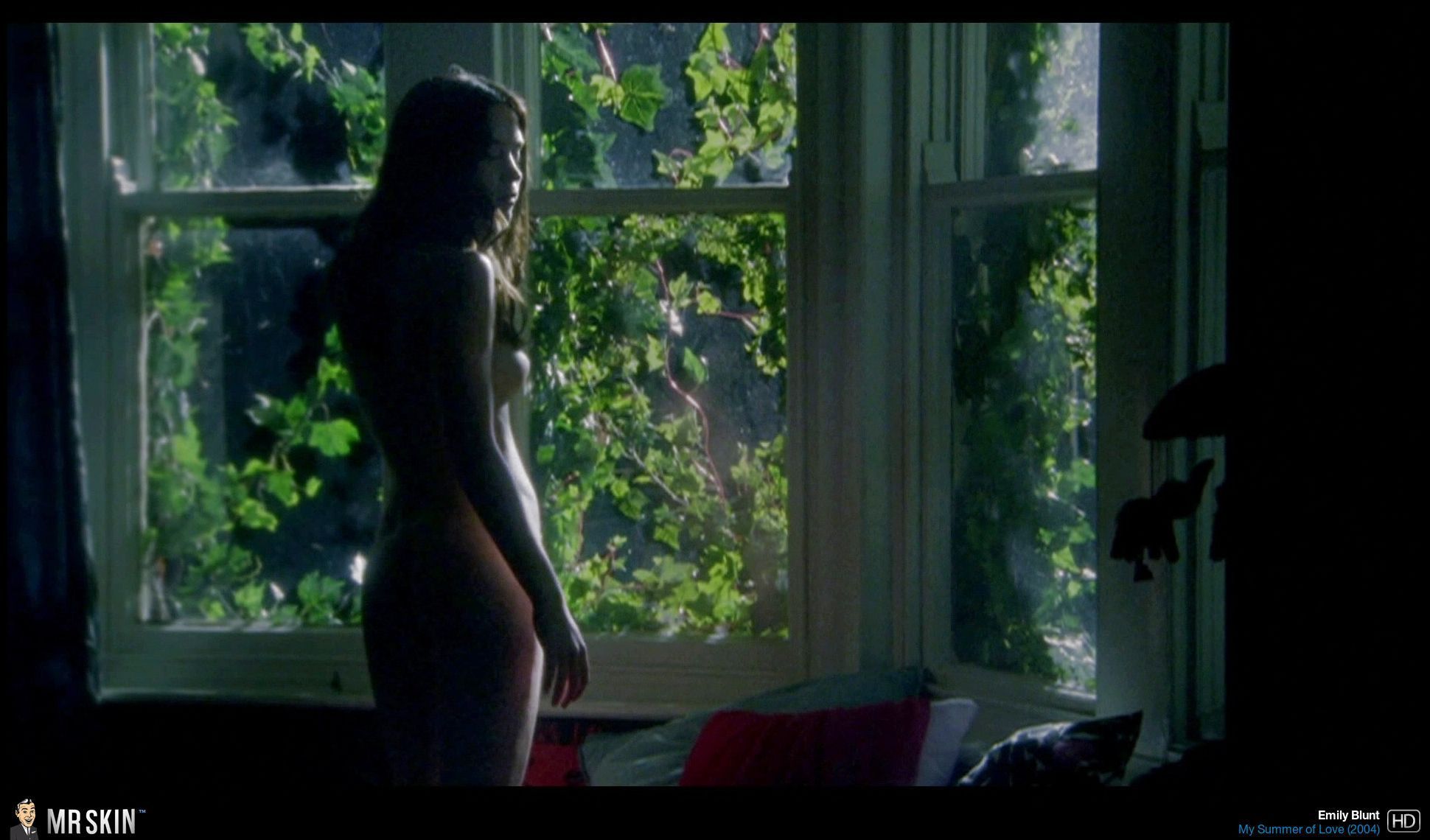 crystal hunt nude images too young too tiny porn